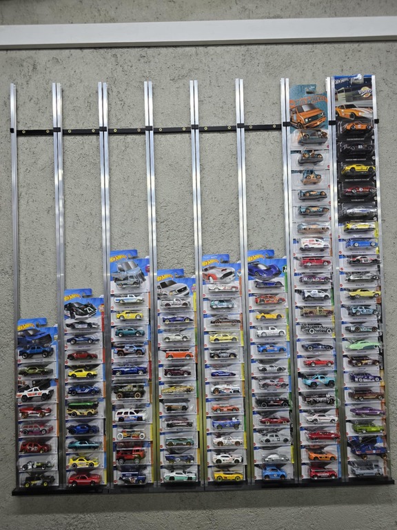 Podwójny organizer na 32 modele 1:64 Hot Wheels (6)