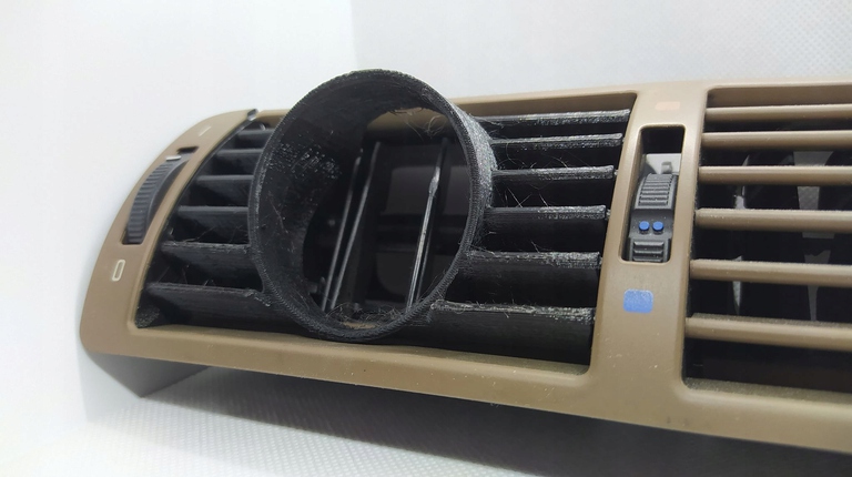 Środkowa kratka pod wskaźnik 52 mm BMW E39 (6)