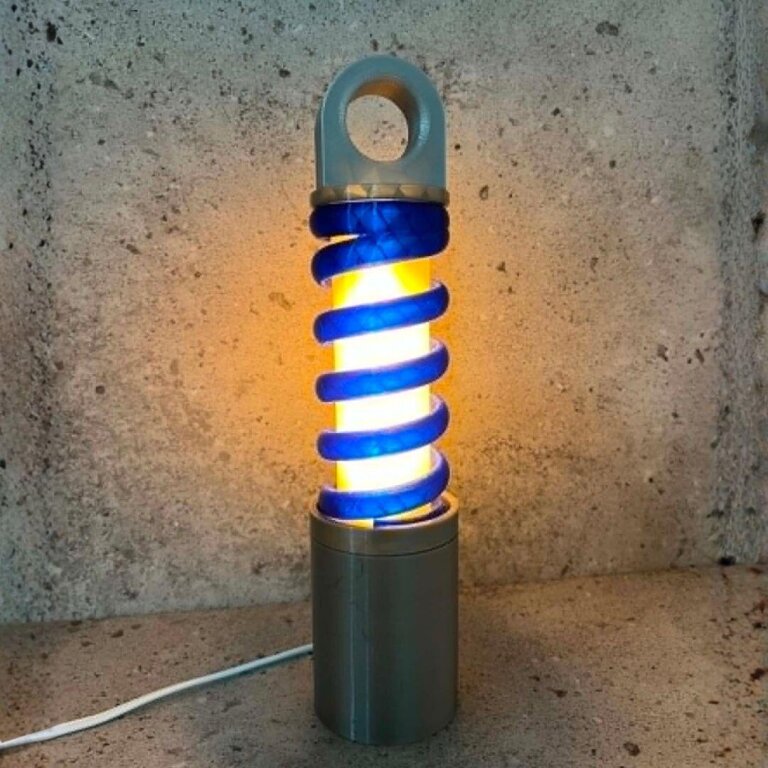Lampka LED Amortyzator 34 cm do garażu – prezent dla fana motoryzacji (4)