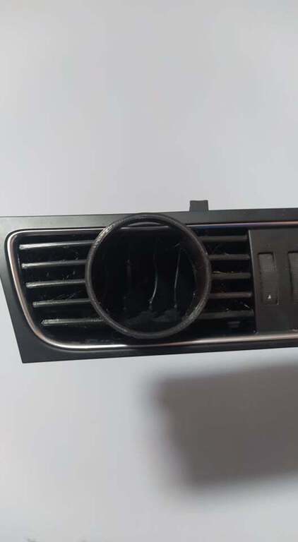 Kratka nawiewu pod wskaźnik 52 mm Audi A4 B8 Turbo (5)