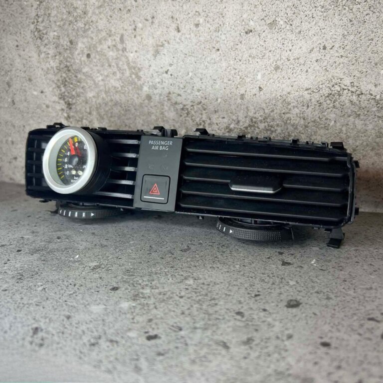 Kratka nawiewu pod wskaźnik 52 mm VW Golf VII (4)