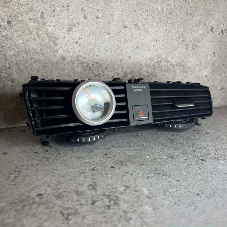 Kratka nawiewu pod wskaźnik 52 mm VW Golf VII (2)